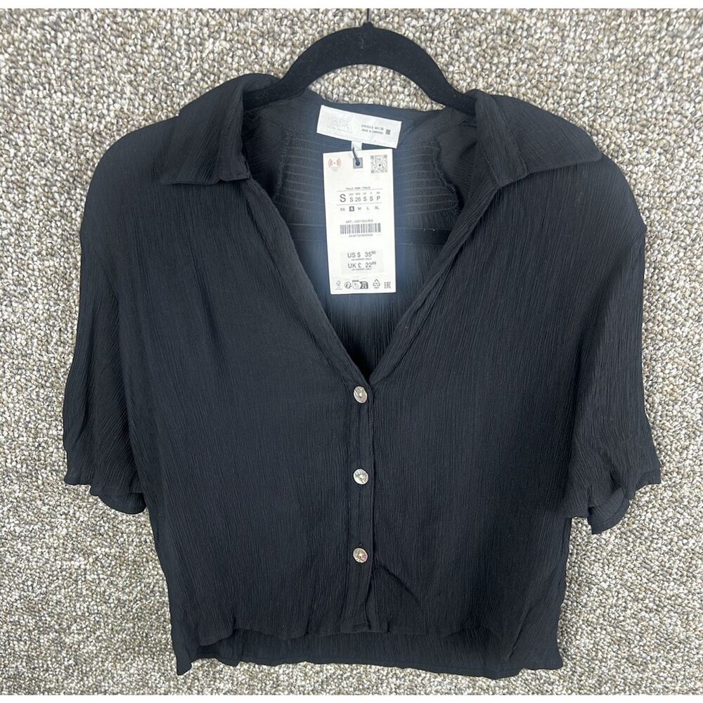 ZARA Black Crop Shirt Sz Small Crinkle Short Sleeve Deep V Button Shirt 4387/024